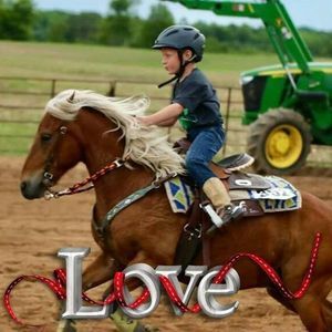 Meet your Posher, Eva